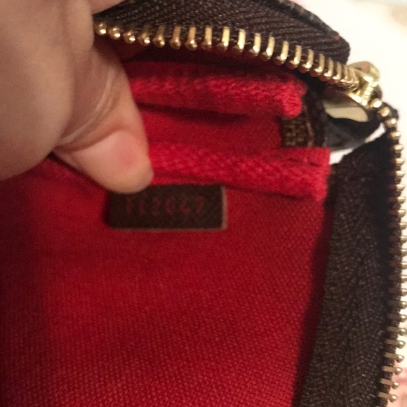Authentic Louis Vuitton mini pochette - Picture 4 of 5